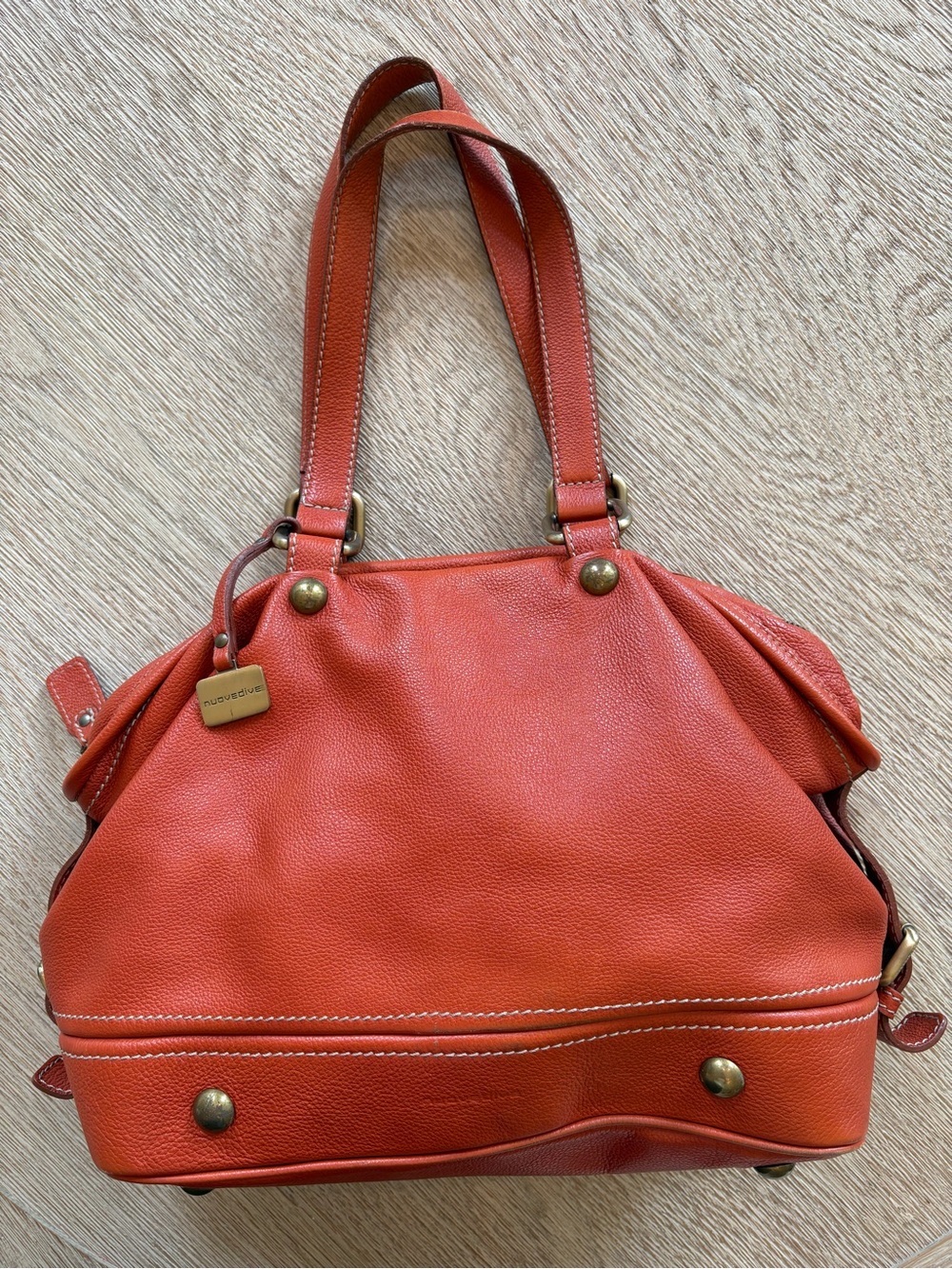 Nuovedive Italian Leather Handbag In Deep Soft Orange